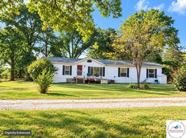 14415 E 500 Road, Stockton, MO 65785