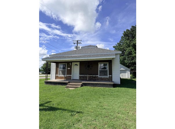 514 Maple Street, Greenfield, MO 65661