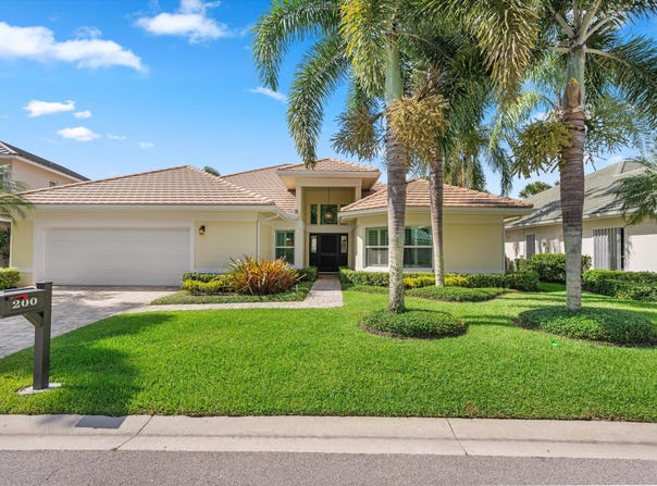 200 Birkdale Lane, Jupiter, FL 33458