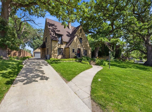 41 Hamilton Avenue, Elgin, IL 60123