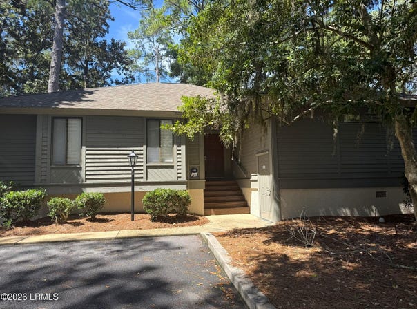 105 Southwind Drive, Hilton Head Island, SC 29928