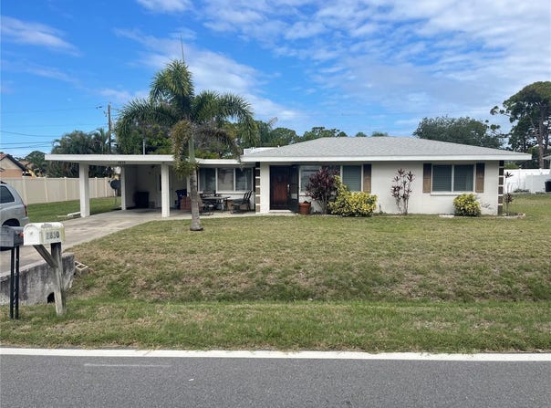 2830 SIESTA Drive, VENICE, FL 34293