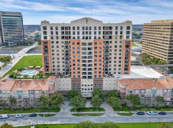330 Las Colinas Boulevard E, Irving, TX 75039