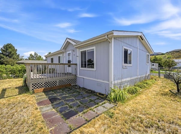 255 NW Golden Hils, Pullman, WA 99163