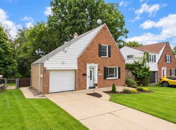 732 Highview Rd, Baldwin Twp, PA 15234