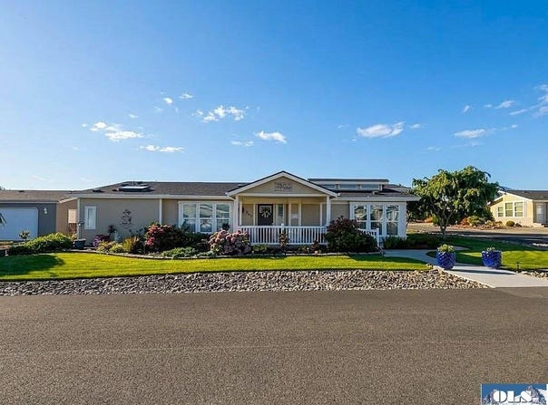 441 Crows Nest Ln, Sequim, WA 98382
