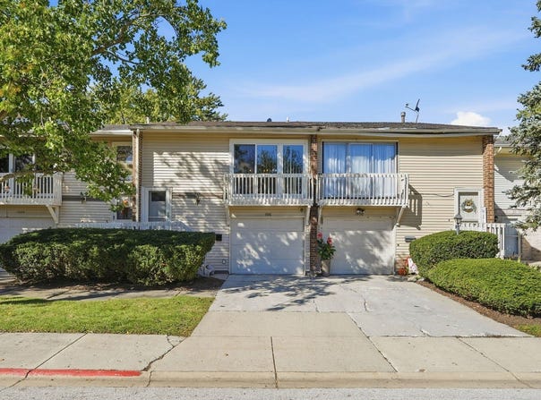 1326 ELDER Drive, Aurora, IL 60506