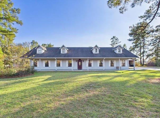 877 Roper Road, Lufkin, TX 75904