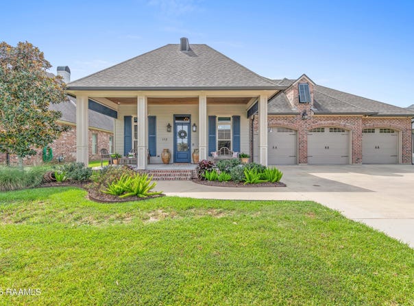 112 Snapping Lane, Broussard, LA 70518