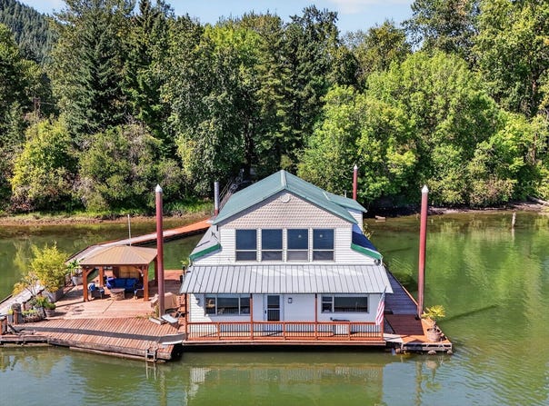 26312 NW St Helens Rd, Scappoose, OR 97056