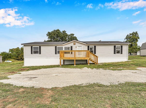 28977 Us-54, Preston, MO 65732
