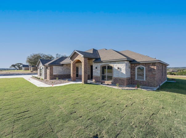 4249 Cold Springs Rd, Kempner, TX 76539