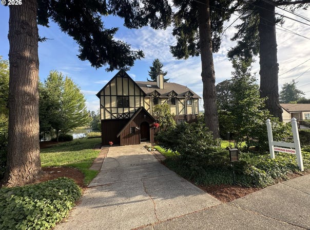 441 W D St, Springfield, OR 97477