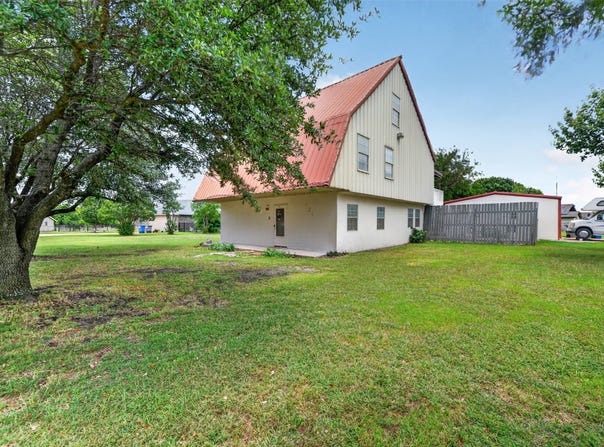 104 Bow Creek, Red Oak, TX 75154