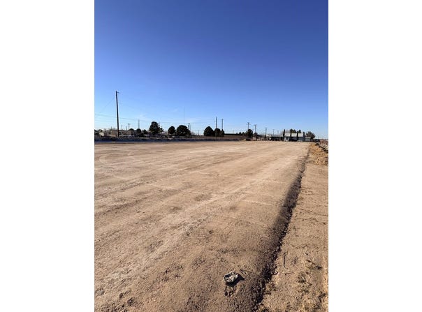 N Oak St, Pecos, TX 79772