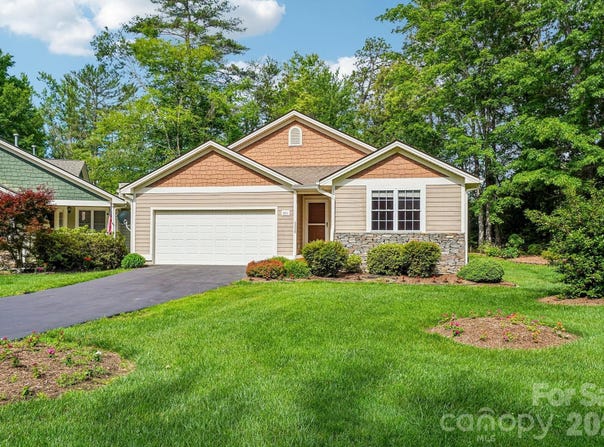 263 Fairway View Drive, Etowah, NC 28729