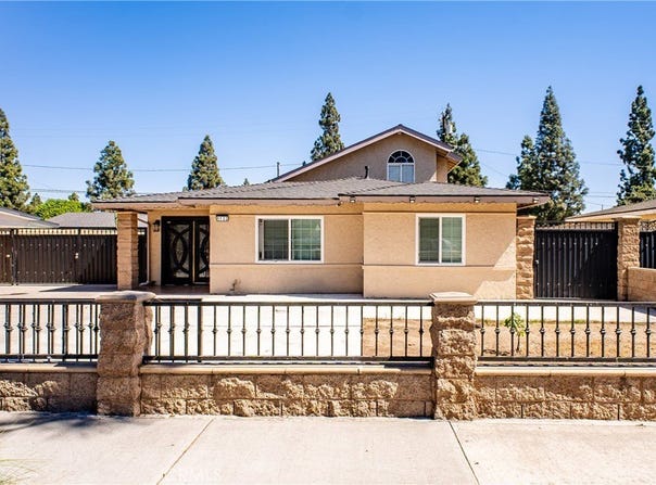 1133 S Harmon, Santa Ana, CA 92704
