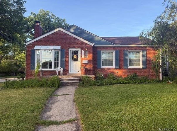 4260 Cooper Avenue, Royal Oak, MI 48073