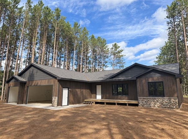 7376 PINE GROVE CIR, Minocqua, WI 54548