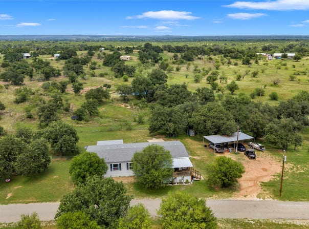 153 Lariat Lane, Llano, TX 78643