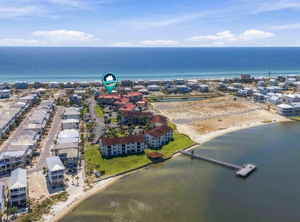 7472 Sunset Harbor Drive, Navarre, FL 32566