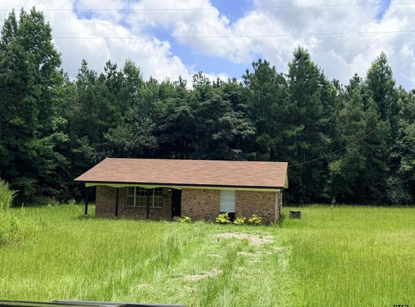 5142 E County Road 3185, Mt Enterprise, TX 75681