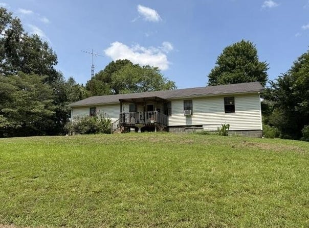 5518 S ST RT 339, Mayfield, KY 42066