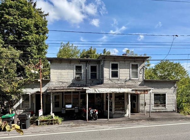6070 Route 9W, Catskill, NY 12414