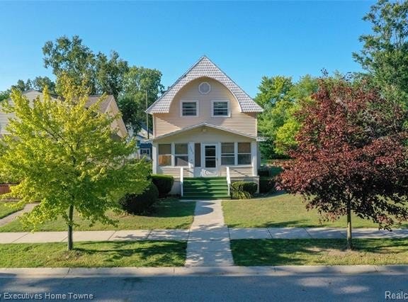 3003 North Boulevard, Port Huron, MI 48060