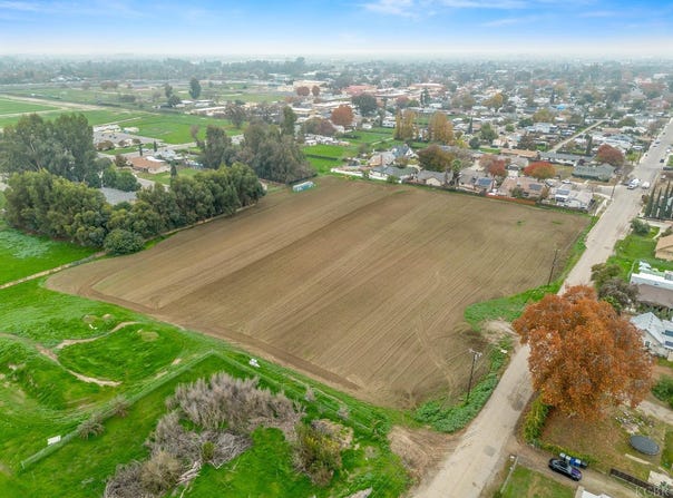 609 Oleander Avenue, Lemoore, CA 93245