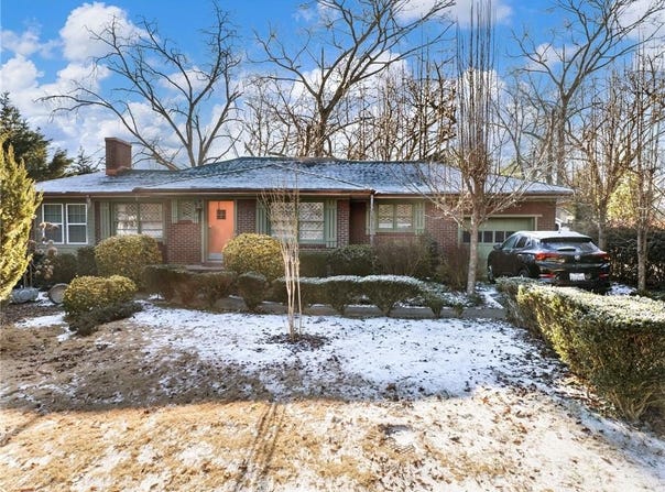 127 N Center Street, Winder, GA 30680