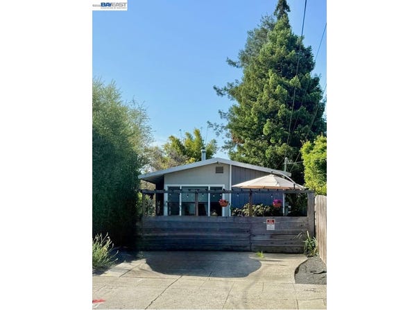 1536 Carleton St, Berkeley, CA 94703