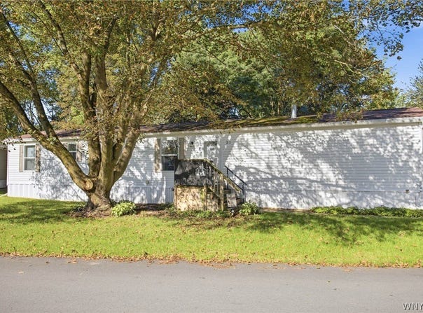 21 Overlook Drive, Batavia, NY 14020