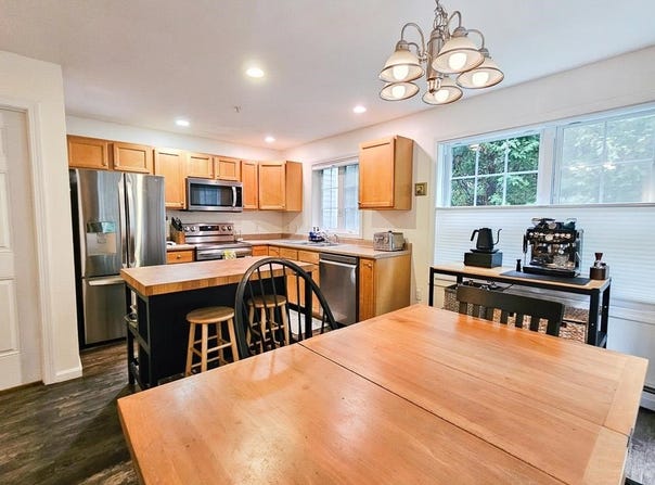 7 Capital Drive, Dover, NH 03820