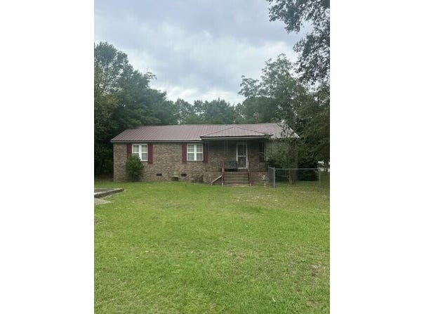 1023 Roosevelt Drive, Summerton, SC 29148