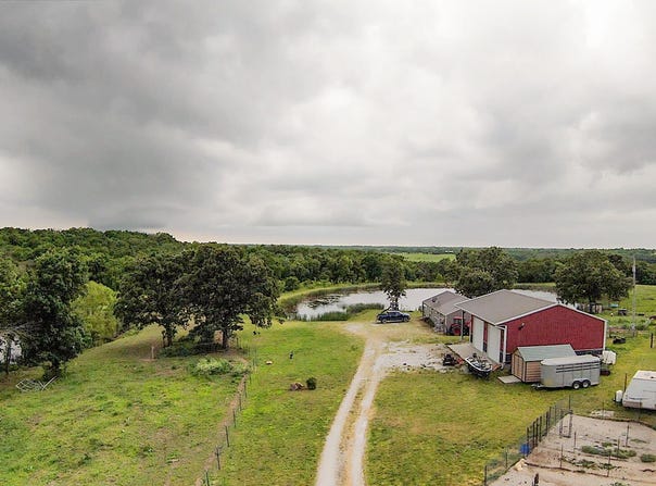 463b NE 88th Lane, Lamar, MO 64759