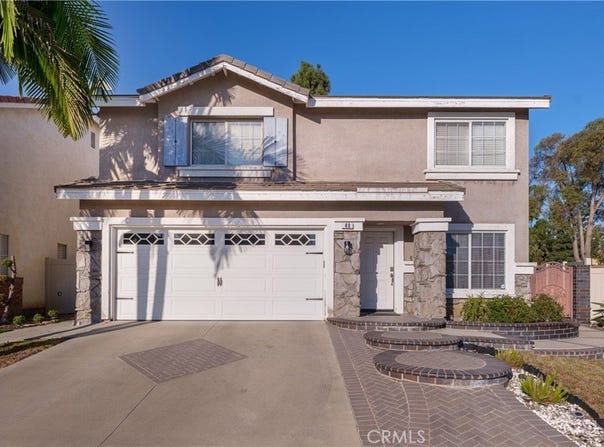 40 Linhaven, Irvine, CA 92602