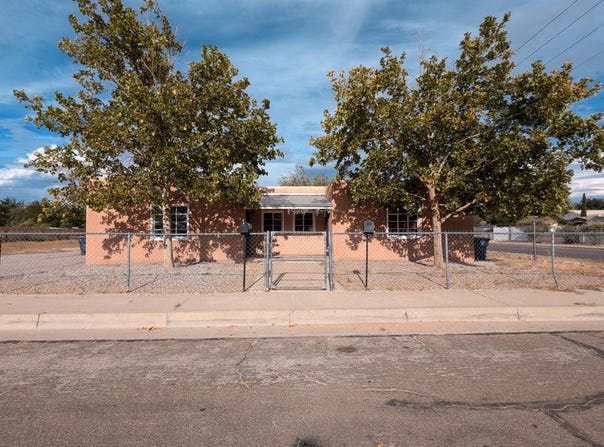 400 63rd Street NW, Albuquerque, NM 87105