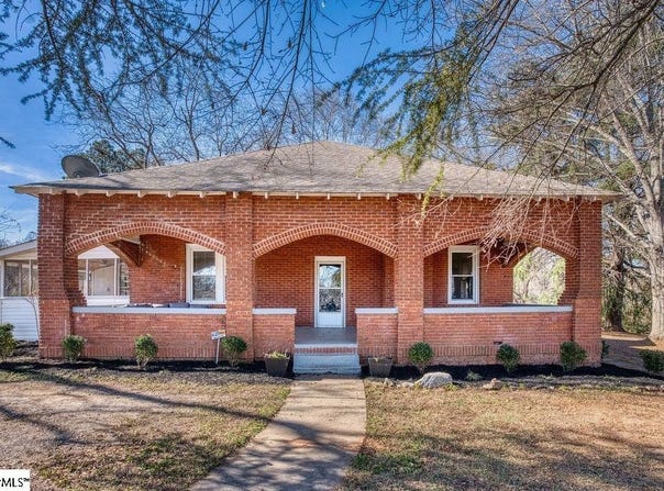 566 S Harper Extension, Laurens, SC 29360