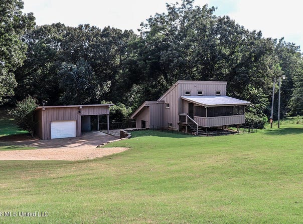 91 Holloway Road, Coldwater, MS 38618