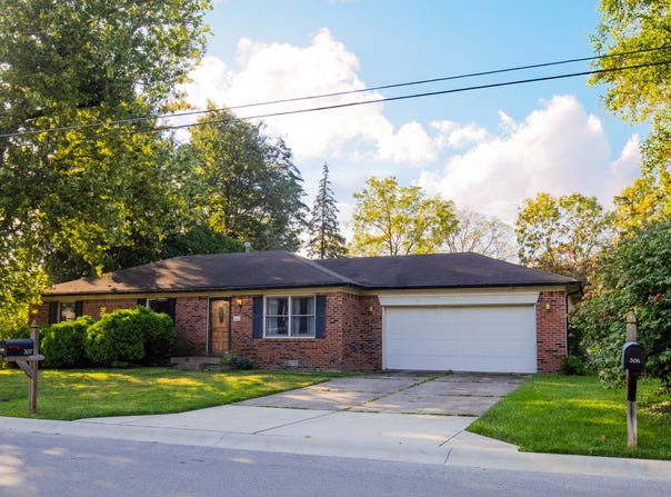 307 E North Street, Westfield, IN 46074