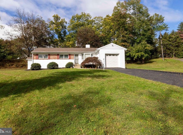 883 STEVENS Lane, UPPER HOLLAND, PA 19053
