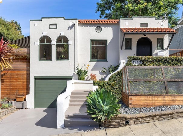 1240 Bates Rd, Oakland, CA 94610