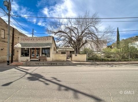 180-182 N Miami, Miami, AZ 85539