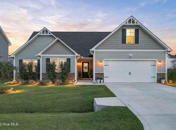 822 Cooke Drive, Hubert, NC 28539