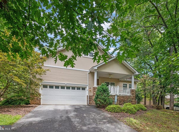107 SUNSET Circle, CROSS JUNCTION, VA 22625