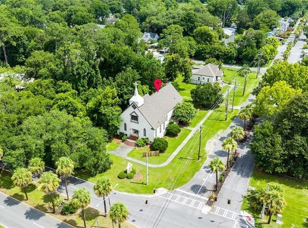 3124 E Victory Drive, Thunderbolt, GA 31404