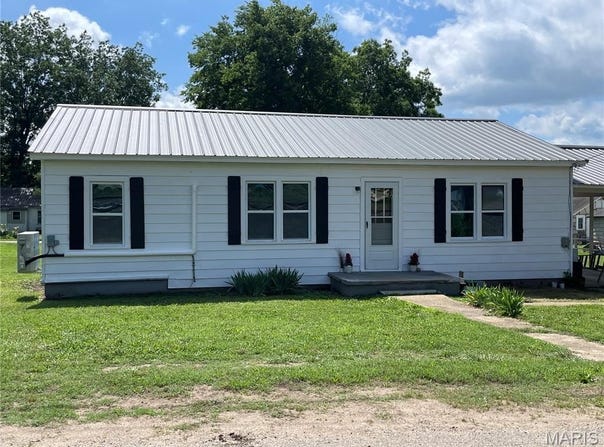 418 N 2nd. St., Piedmont, MO 63957