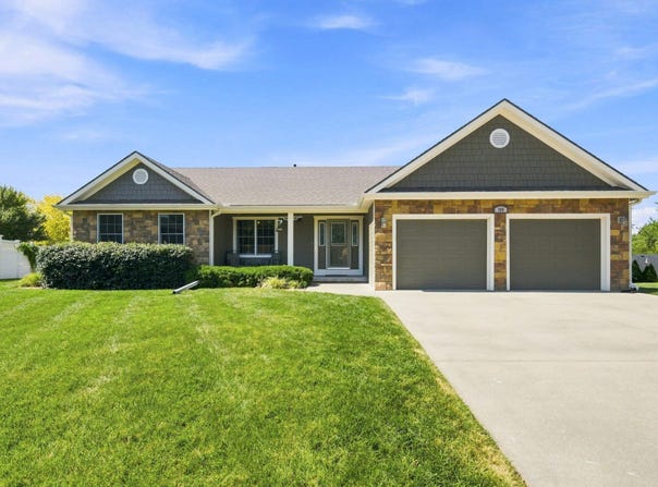 106 Cheyenne Drive, Junction City, KS 66441