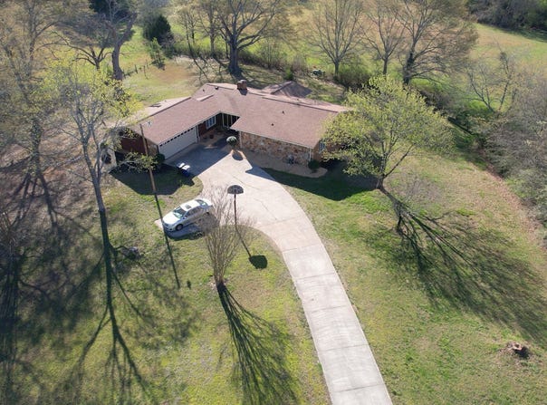 610 Loth Wages Road, Dacula, GA 30019